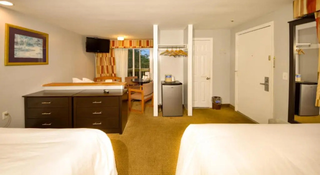 Двухместный семейный номер Standard Cape Sands Inn