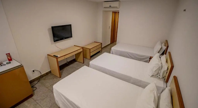 Трёхместный номер Standard Papillon Hotel