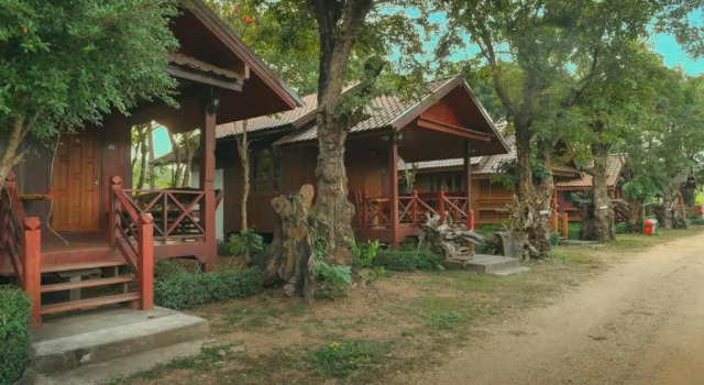 Люкс с балконом Denchai City Resort เด่นชัยซิตี้ รีสอร์ท