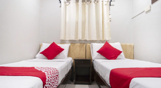 Samantha's Apartelle by OYO Rooms, Prenota Hotel Hotel a Mindanao con parcheggio, Parcheggio