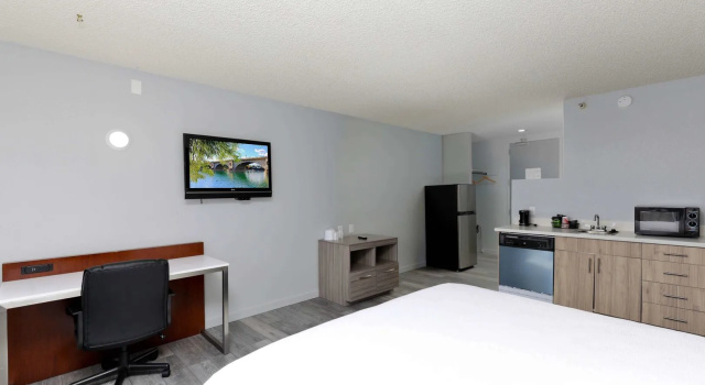 Studio 6 Suites Lake Havasu City AZ, Prenota Hotel Lake Havasu City Arizona