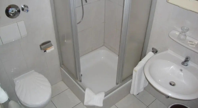 Семейные апартаменты Apartment Hotel Lindeneck