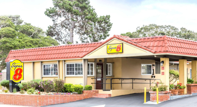 Super 8 by Wyndham Monterey