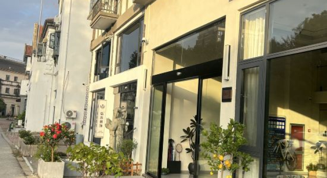 E Fang Homestay (Chizhou High-Speed Railway Station Pingtian Lake Scenic Area), Prenota Hotel Hotel a Chizhou con parcheggio, Parcheggio