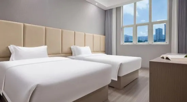 Suite Jingfeng Hotel (Chongqing West Railway Station Southwest Hospital)