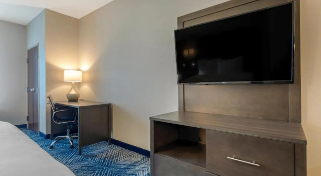 Люкс Comfort Inn & Suites Balch Springs - SE Dallas