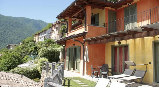 Студия с видом на озеро Appartamenti Ferrari Residence