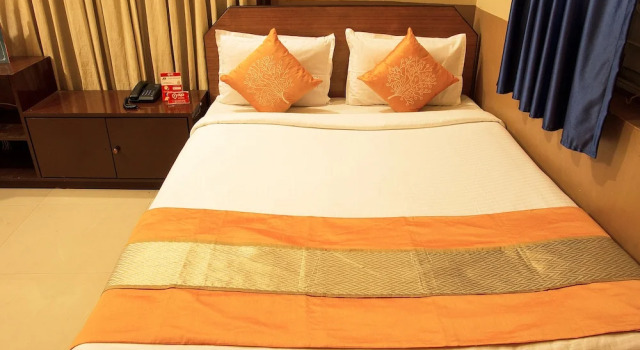 Номер Standard Hotel Bengal -100m from Park Circus 7 Point