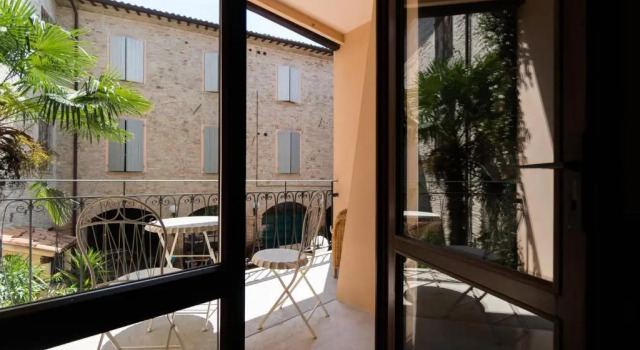 Люкс с балконом Relais B&B Corte Dei Turchi