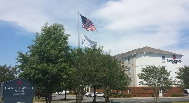 Люкс с 2 комнатами Candlewood Suites Greenville NC by IHG
