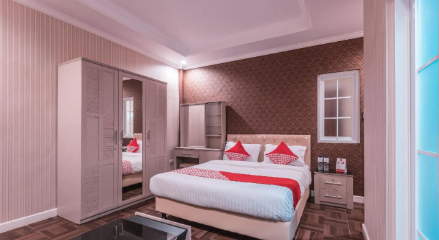 Номер Deluxe Capital O 371 Kwitang Guest House