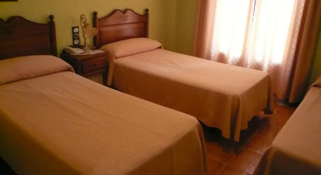 Трёхместный номер Standard Hostal Posada Entreviñas