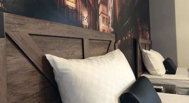 Двухместный номер Standard с балконом INg Hostel
