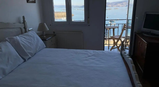 Mar de Beluso, Book Hotel Bueu 