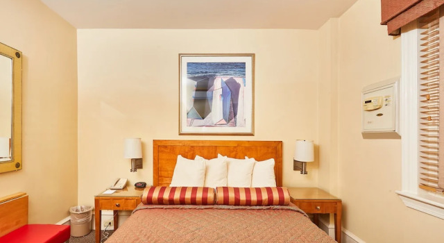 Двухместный номер Standard с видом на город Alexander Inn