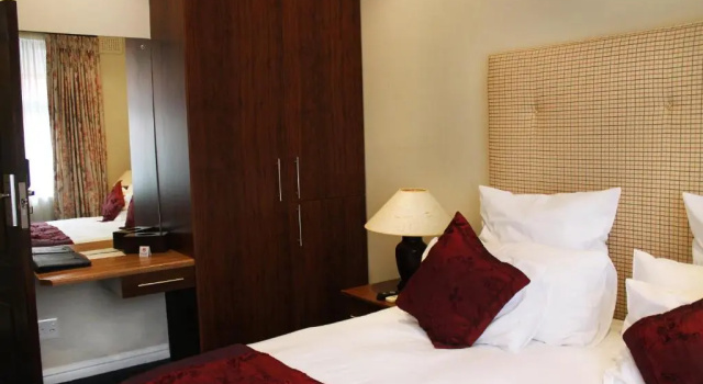 Номер Deluxe Silver Oaks Boutique Hotel