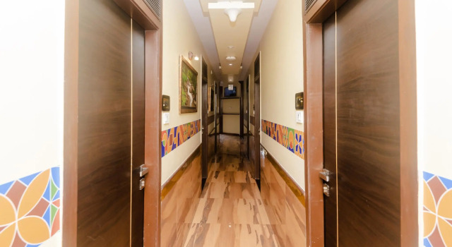 OYO 40285 Hotel Adlon, Забронировать Отель Отели штата Махараштры 3 звезды, 3*