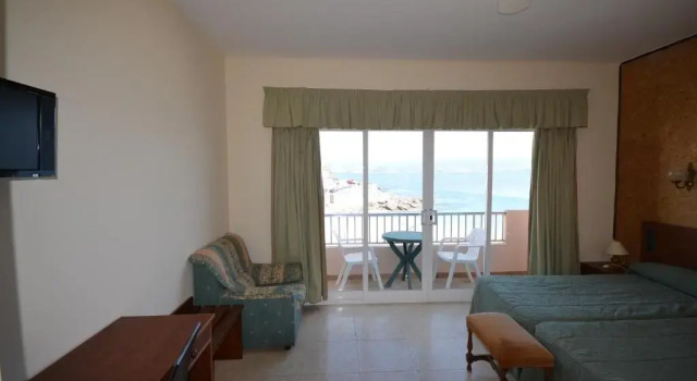 Двухместный номер Standard с балконом и с видом на море Hotel Altariño