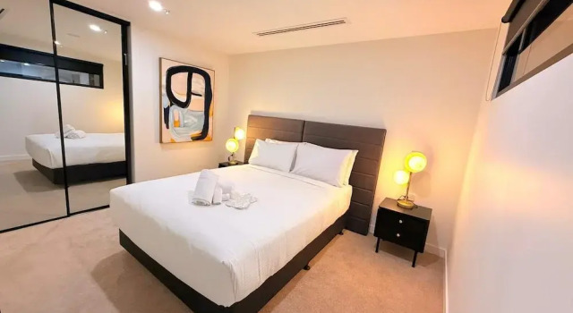 Апартаменты Absolute Collins Apartments