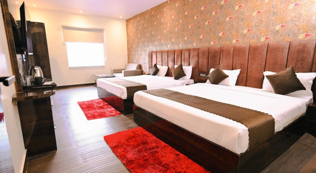 Номер Standard Madhuram Hotel
