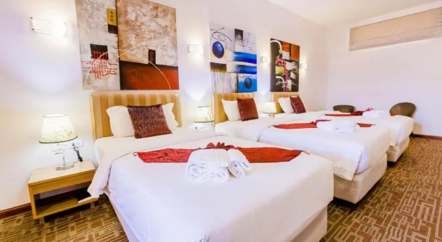 Трёхместный номер Standard Roseate Chiang Mai