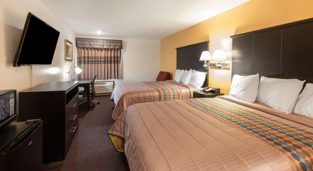 Standard Vierer Zimmer Rodeway Inn
