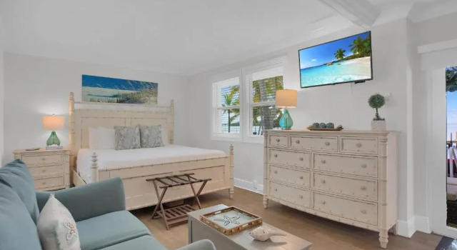 Atlantic Bay Resort, Book Ferieresort Hoteller i Florida Keys med pool, Swimmingpool