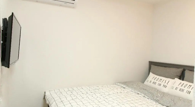 Двухместный номер Deluxe с балконом Heima Guesthouse Hongdae