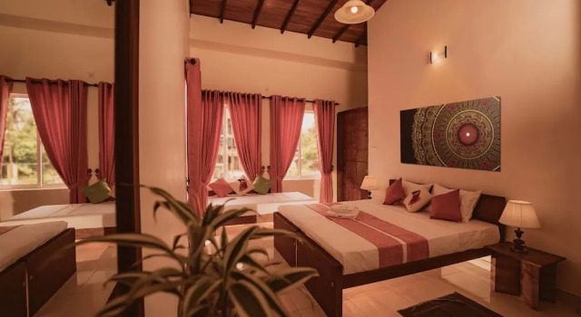 Семейный номер Standard с балконом Bohemian Hostel - Negombo