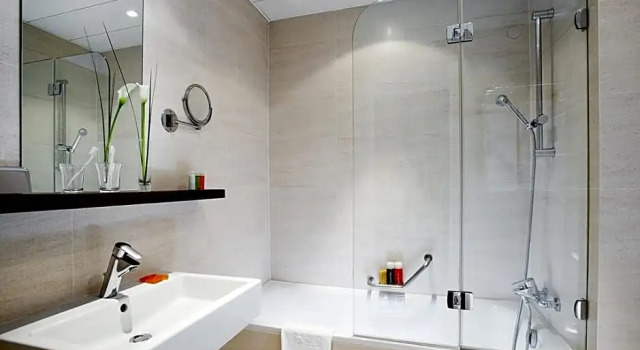 Номер Superior NH Fribourg Hotel