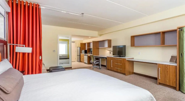 Люкс Home2 Suites by Hilton Albany Airport/Wolf Rd