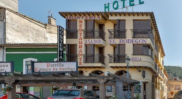 Hostería El Bodegón De Gredos