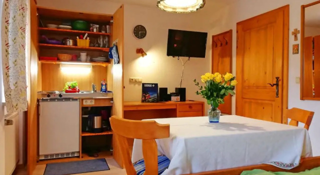 Апартаменты Цокольный этаж Ferienwohnung Beim Raffner, Bergblick, Natur, Ruhpolding