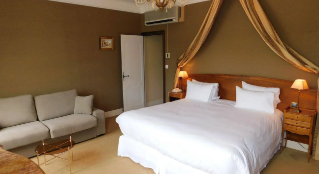Hôtel De La Poste & Du Lion D'or, Rezerwuj Hotel  