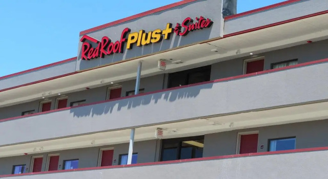 Red Roof Inn PLUS & Suites Erie, 预订 酒店 伊利 宾夕法尼亚州