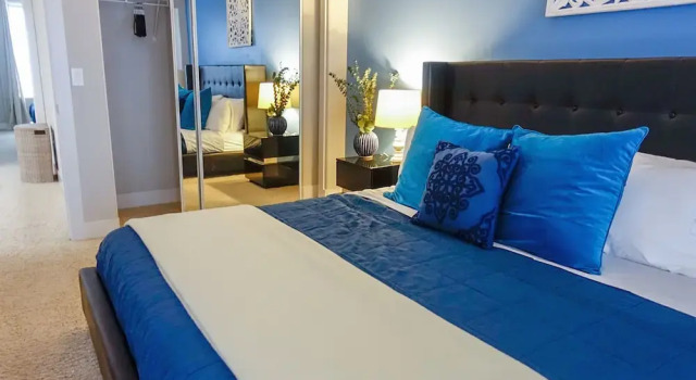 Resort Style Apartments near UCLA