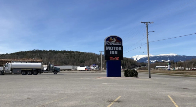 Четырёхместный номер Standard Northern Motor Inn