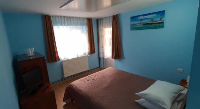 Двухместный номер Standard с балконом Pensiunea Aurora - Great hostel Voineasa