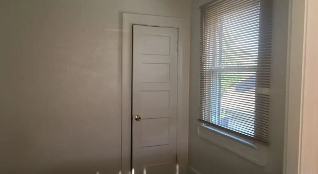 Spacious Four Bedroom Home in Indianapolis, Забронировать Отель Индианаполис Индиана, рядом с Eskenazi Health Center Westside