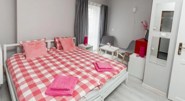 Номер Economy Grey House