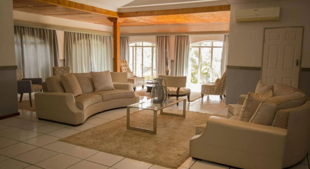 Mashutti Country Lodge, Book Hotel Tzaneen Letaba