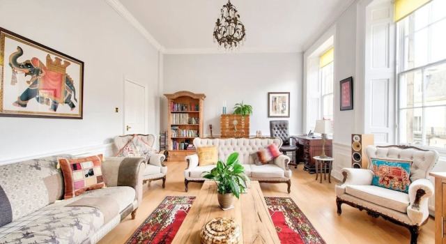 Beautiful 1 Bedroom City Centre Apartment, Забронировать Апартаменты/квартира Бротон Эдинбург, рядом с Национальный музей Шотландии