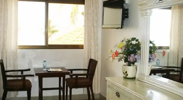 Номер Deluxe Sienna Beach Hotel - Entebbe