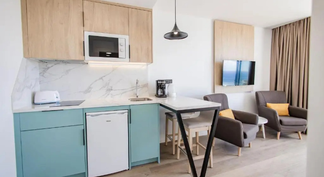 Студия Premium Servatur Hartaguna