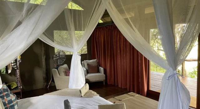 Amber River Camp, Book Campingplads Okavango Delta Botswana