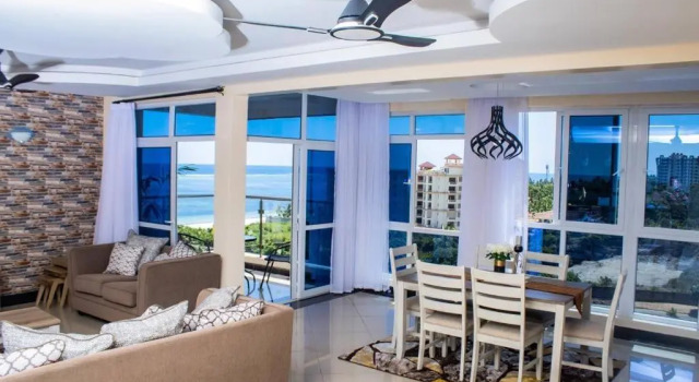 EMIRATES REEF APARTMENT 8D, Забронировать Апартаменты/квартира Момбаса Прибрежная провинция, рядом с Haller Park