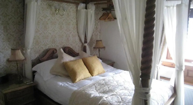 Rosebud Cottage Guest House, Забронировать Гостевой дом Китли Западный Йоркшир