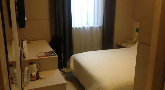 Jinjiang Inn Shanghai Maotai Road Branch