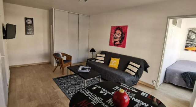 Grand Studio de 33m² a 300m Des Plages (Adults Only), Забронировать Апартаменты/квартира Валлорис Приморские Альпы