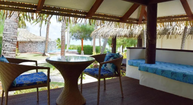 Bungalow mit Blick auf die Bucht Tamanu Beach